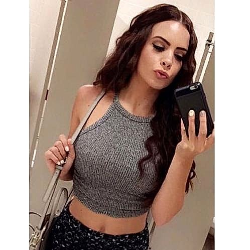 Nicky - Dubai VIP Escort Bayan