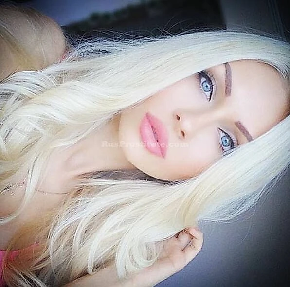 Olya - Moskova VIP Escort Bayan