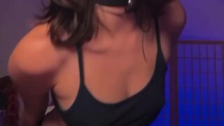 Kenalialuv Stripdance and tease so hot