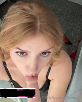 Rouxrouxxx Sucking The Dildo Pussy Play Onlyfans video
